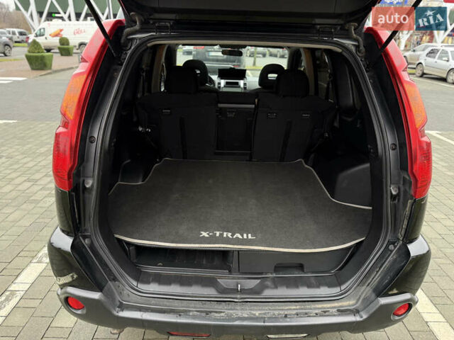 Черный Ниссан ИксТрейл, объемом двигателя 2.49 л и пробегом 197 тыс. км за 8888 $, фото 20 на Automoto.ua