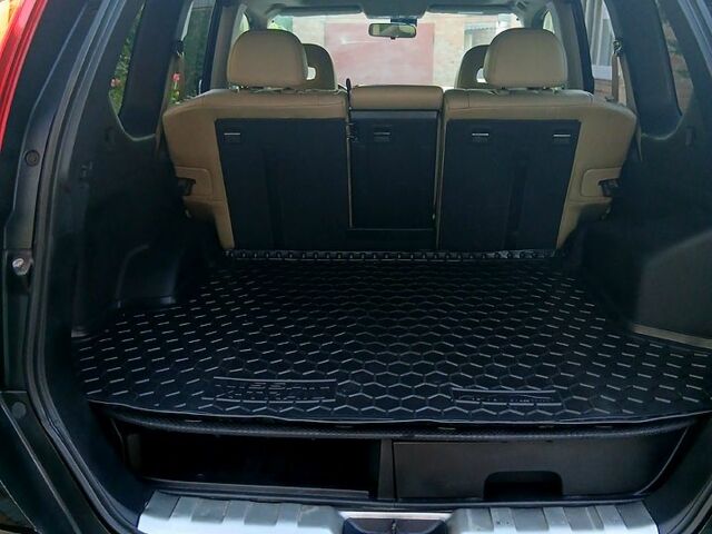 Чорний Ніссан ІксТрейл, об'ємом двигуна 2 л та пробігом 330 тис. км за 9300 $, фото 5 на Automoto.ua