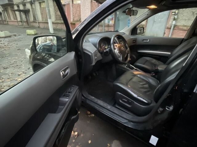 Чорний Ніссан ІксТрейл, об'ємом двигуна 2 л та пробігом 305 тис. км за 4299 $, фото 6 на Automoto.ua