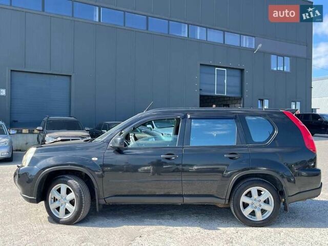 Черный Ниссан ИксТрейл, объемом двигателя 2 л и пробегом 279 тыс. км за 9240 $, фото 11 на Automoto.ua