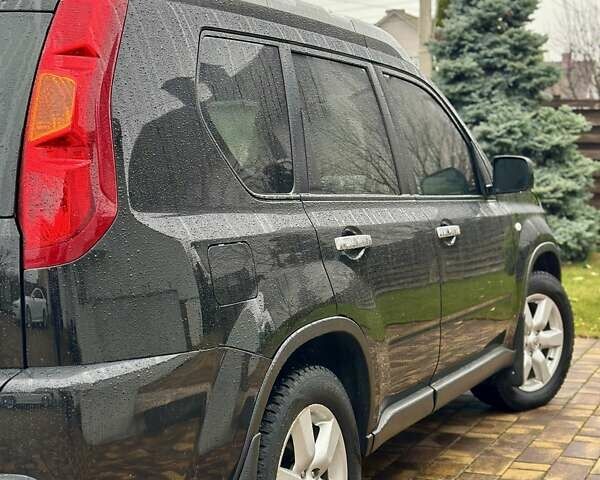 Черный Ниссан ИксТрейл, объемом двигателя 2 л и пробегом 264 тыс. км за 11250 $, фото 29 на Automoto.ua