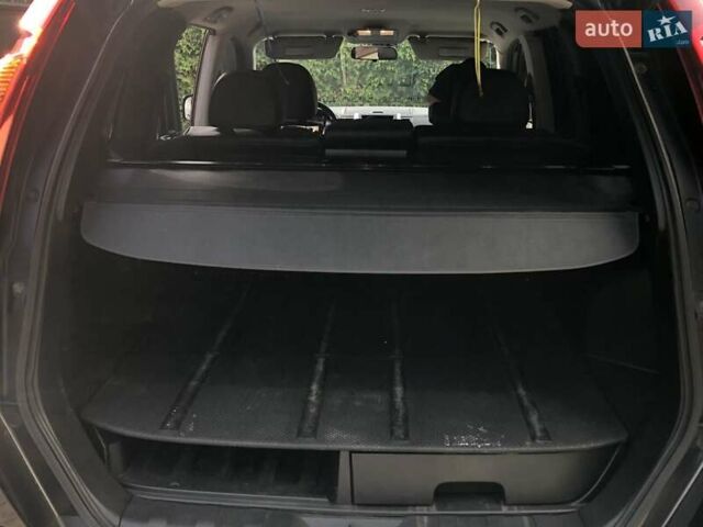 Черный Ниссан ИксТрейл, объемом двигателя 2 л и пробегом 140 тыс. км за 11600 $, фото 28 на Automoto.ua