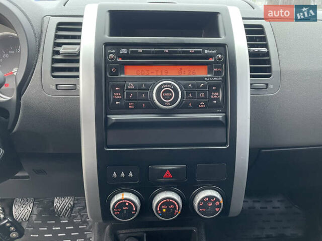 Черный Ниссан ИксТрейл, объемом двигателя 2 л и пробегом 210 тыс. км за 8750 $, фото 35 на Automoto.ua