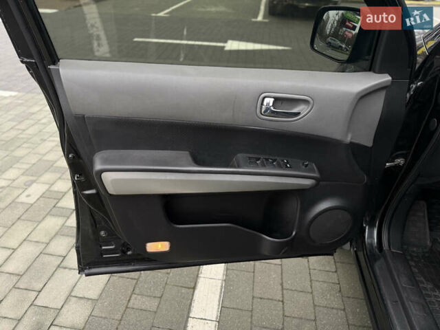 Черный Ниссан ИксТрейл, объемом двигателя 2.49 л и пробегом 197 тыс. км за 8888 $, фото 23 на Automoto.ua