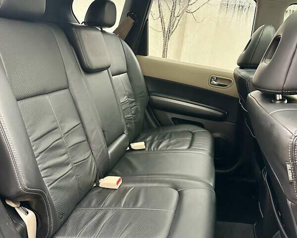 Черный Ниссан ИксТрейл, объемом двигателя 2 л и пробегом 264 тыс. км за 11250 $, фото 36 на Automoto.ua