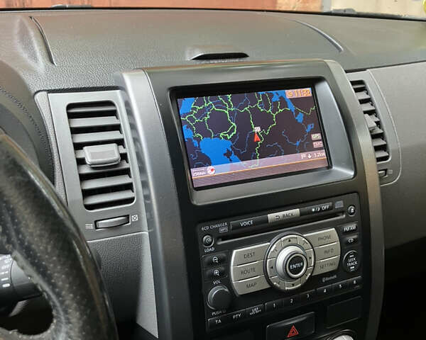 Черный Ниссан ИксТрейл, объемом двигателя 2 л и пробегом 257 тыс. км за 9147 $, фото 15 на Automoto.ua