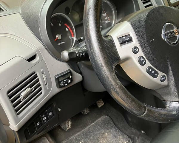 Черный Ниссан ИксТрейл, объемом двигателя 2 л и пробегом 257 тыс. км за 9147 $, фото 12 на Automoto.ua