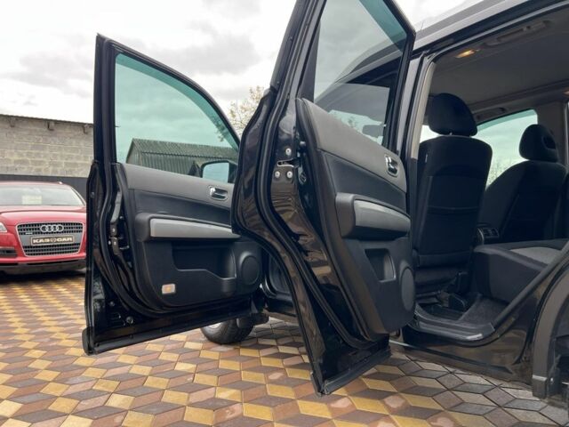 Черный Ниссан ИксТрейл, объемом двигателя 2 л и пробегом 148 тыс. км за 10750 $, фото 8 на Automoto.ua