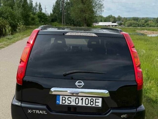 Черный Ниссан ИксТрейл, объемом двигателя 2 л и пробегом 345 тыс. км за 2650 $, фото 5 на Automoto.ua