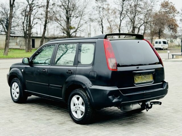 Чорний Ніссан ІксТрейл, об'ємом двигуна 0 л та пробігом 200 тис. км за 2999 $, фото 12 на Automoto.ua