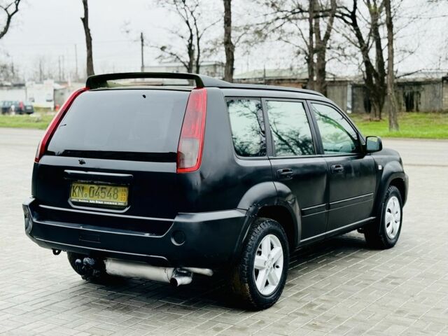 Чорний Ніссан ІксТрейл, об'ємом двигуна 0 л та пробігом 200 тис. км за 2999 $, фото 13 на Automoto.ua