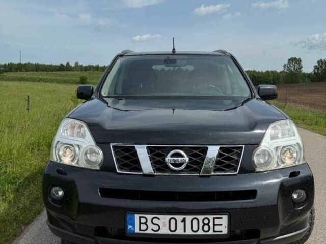 Черный Ниссан ИксТрейл, объемом двигателя 2 л и пробегом 345 тыс. км за 2650 $, фото 2 на Automoto.ua