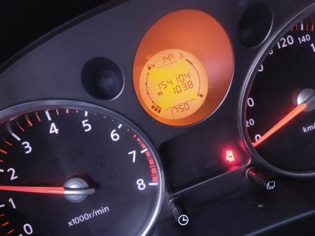 Чорний Ніссан ІксТрейл, об'ємом двигуна 2 л та пробігом 154 тис. км за 8880 $, фото 7 на Automoto.ua