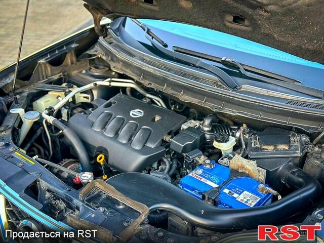 Черный Ниссан ИксТрейл, объемом двигателя 2 л и пробегом 227 тыс. км за 8300 $, фото 4 на Automoto.ua