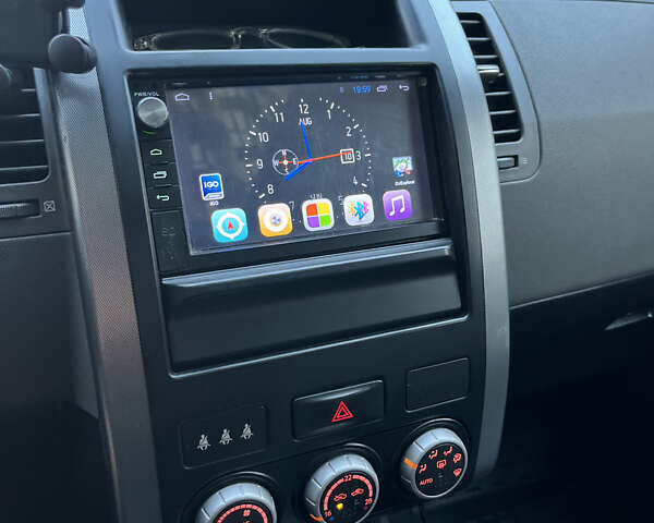 Чорний Ніссан ІксТрейл, об'ємом двигуна 2.49 л та пробігом 270 тис. км за 8900 $, фото 18 на Automoto.ua