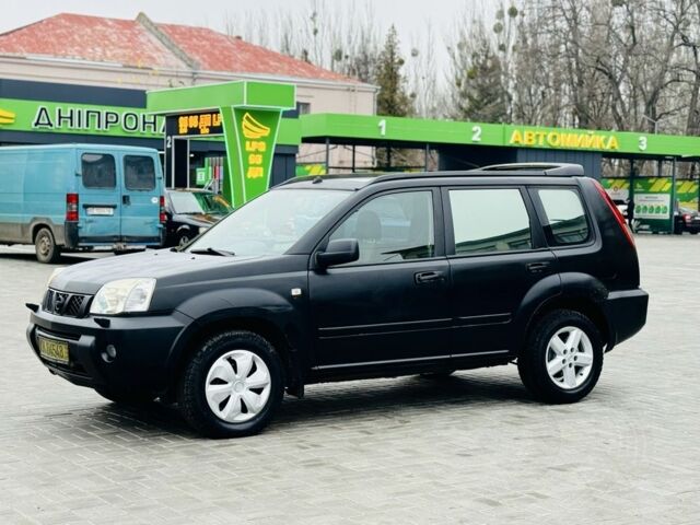 Чорний Ніссан ІксТрейл, об'ємом двигуна 0 л та пробігом 200 тис. км за 2999 $, фото 9 на Automoto.ua