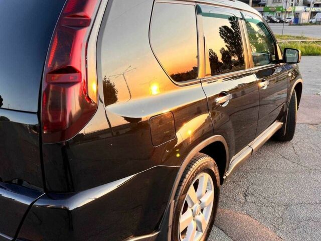 Чорний Ніссан ІксТрейл, об'ємом двигуна 2.5 л та пробігом 223 тис. км за 9172 $, фото 16 на Automoto.ua