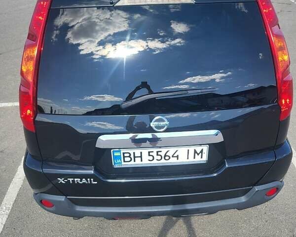 Чорний Ніссан ІксТрейл, об'ємом двигуна 2.49 л та пробігом 240 тис. км за 8700 $, фото 3 на Automoto.ua
