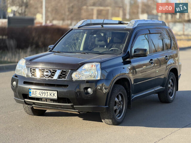 Чорний Ніссан ІксТрейл, об'ємом двигуна 2.49 л та пробігом 293 тис. км за 9500 $, фото 1 на Automoto.ua