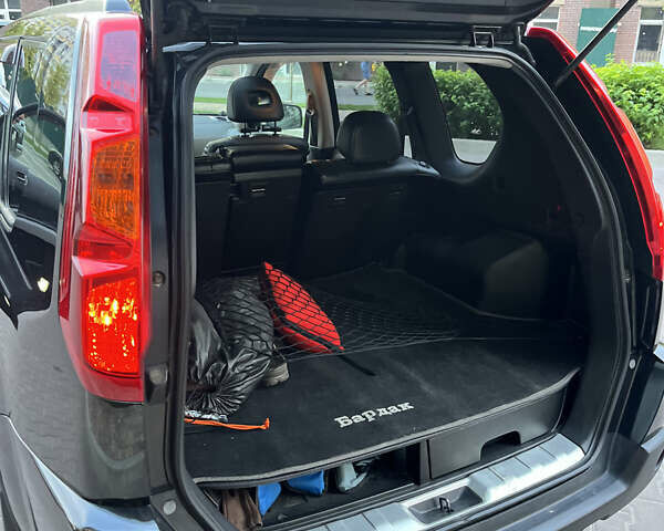 Чорний Ніссан ІксТрейл, об'ємом двигуна 2.49 л та пробігом 270 тис. км за 8900 $, фото 17 на Automoto.ua