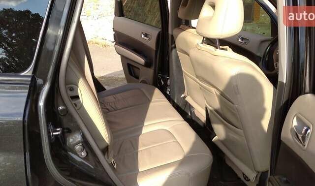 Черный Ниссан ИксТрейл, объемом двигателя 2 л и пробегом 240 тыс. км за 9700 $, фото 8 на Automoto.ua