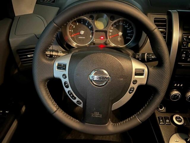 Чорний Ніссан ІксТрейл, об'ємом двигуна 2.5 л та пробігом 223 тис. км за 9172 $, фото 13 на Automoto.ua