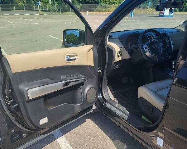 Чорний Ніссан ІксТрейл, об'ємом двигуна 2.49 л та пробігом 240 тис. км за 8700 $, фото 17 на Automoto.ua