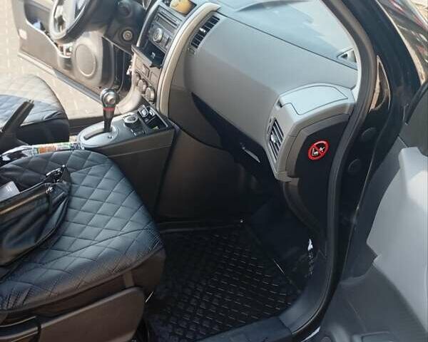 Черный Ниссан ИксТрейл, объемом двигателя 2 л и пробегом 192 тыс. км за 9500 $, фото 5 на Automoto.ua