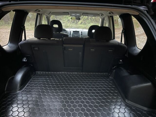 Черный Ниссан ИксТрейл, объемом двигателя 2.2 л и пробегом 200 тыс. км за 5800 $, фото 8 на Automoto.ua