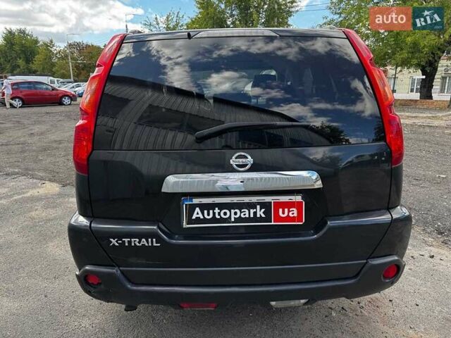 Черный Ниссан ИксТрейл, объемом двигателя 2.5 л и пробегом 166 тыс. км за 8680 $, фото 7 на Automoto.ua