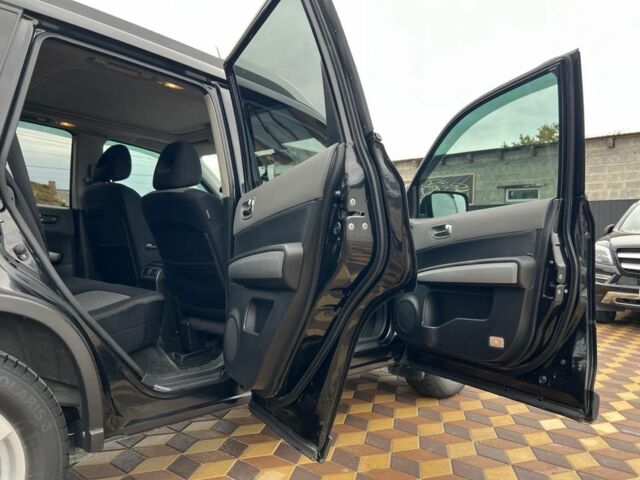 Черный Ниссан ИксТрейл, объемом двигателя 2 л и пробегом 148 тыс. км за 10750 $, фото 9 на Automoto.ua