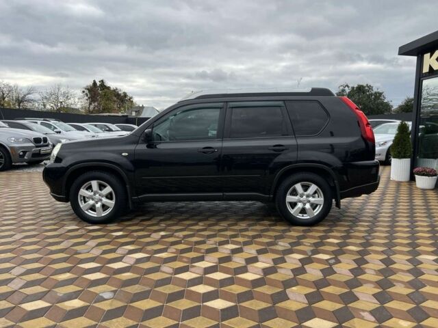 Черный Ниссан ИксТрейл, объемом двигателя 2 л и пробегом 148 тыс. км за 10750 $, фото 3 на Automoto.ua