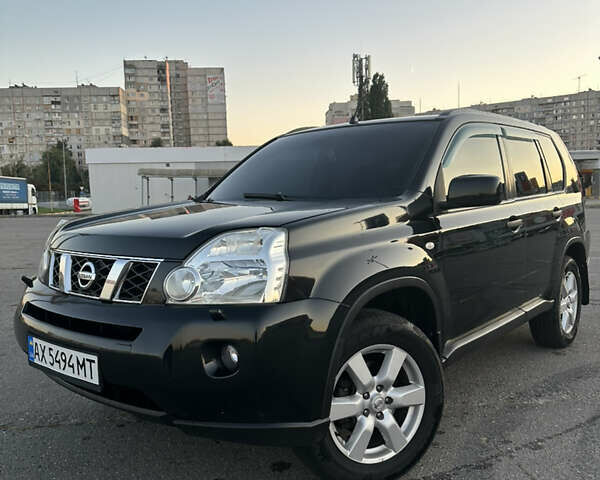 Черный Ниссан ИксТрейл, объемом двигателя 2 л и пробегом 305 тыс. км за 10700 $, фото 10 на Automoto.ua