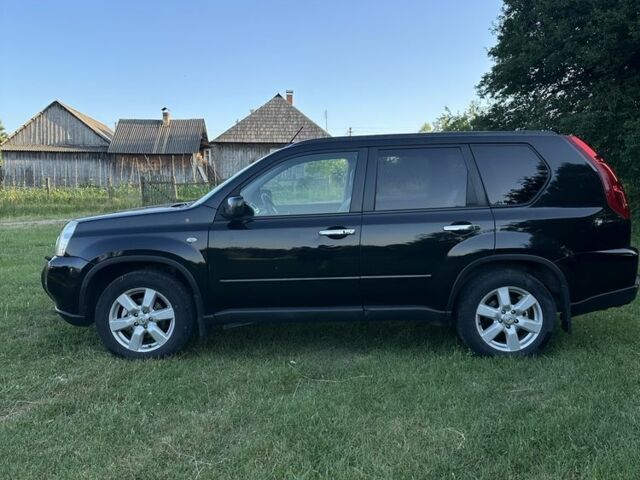 Чорний Ніссан ІксТрейл, об'ємом двигуна 2.5 л та пробігом 238 тис. км за 9500 $, фото 1 на Automoto.ua