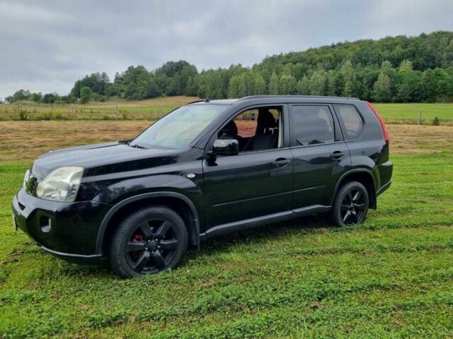 Чорний Ніссан ІксТрейл, об'ємом двигуна 0 л та пробігом 240 тис. км за 2800 $, фото 1 на Automoto.ua