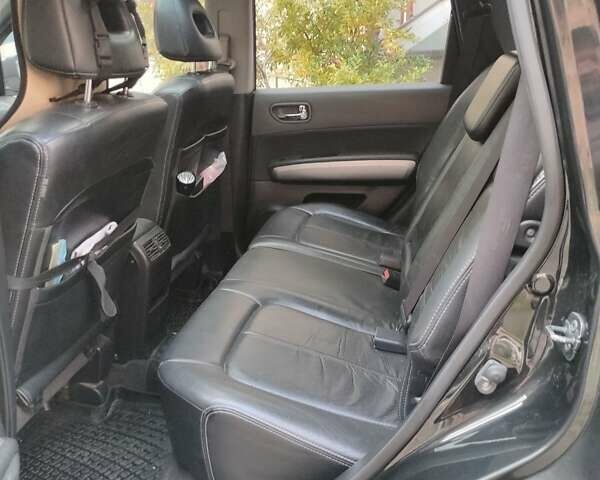 Черный Ниссан ИксТрейл, объемом двигателя 25 л и пробегом 213 тыс. км за 9725 $, фото 3 на Automoto.ua