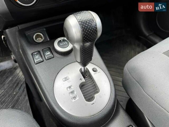 Черный Ниссан ИксТрейл, объемом двигателя 2.5 л и пробегом 166 тыс. км за 8680 $, фото 21 на Automoto.ua