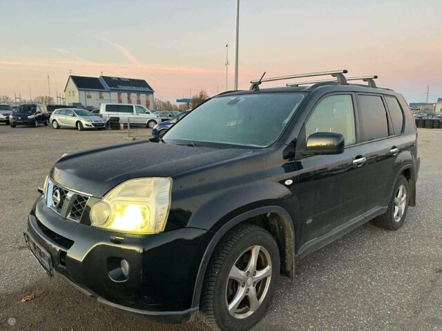 Чорний Ніссан ІксТрейл, об'ємом двигуна 2 л та пробігом 288 тис. км за 4582 $, фото 6 на Automoto.ua