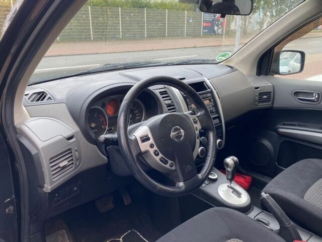 Черный Ниссан ИксТрейл, объемом двигателя 2 л и пробегом 240 тыс. км за 3600 $, фото 5 на Automoto.ua