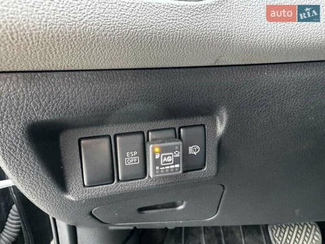 Черный Ниссан ИксТрейл, объемом двигателя 2.5 л и пробегом 166 тыс. км за 8680 $, фото 13 на Automoto.ua