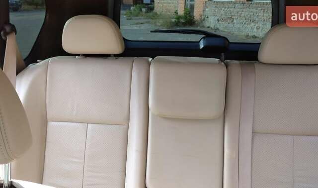 Черный Ниссан ИксТрейл, объемом двигателя 2 л и пробегом 240 тыс. км за 9700 $, фото 10 на Automoto.ua