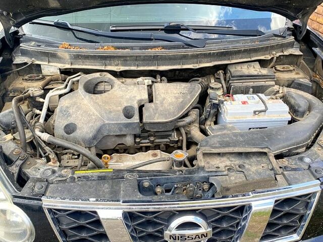 Черный Ниссан ИксТрейл, объемом двигателя 2.5 л и пробегом 280 тыс. км за 7500 $, фото 3 на Automoto.ua