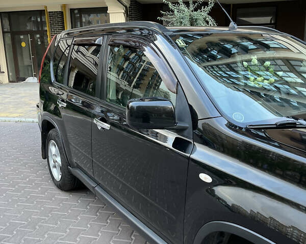 Чорний Ніссан ІксТрейл, об'ємом двигуна 2.49 л та пробігом 270 тис. км за 8900 $, фото 5 на Automoto.ua