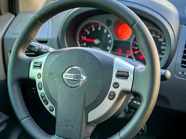 Черный Ниссан ИксТрейл, объемом двигателя 2 л и пробегом 227 тыс. км за 8300 $, фото 9 на Automoto.ua