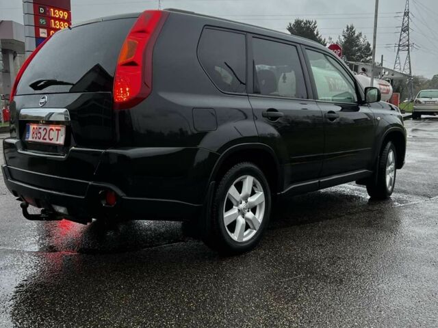 Чорний Ніссан ІксТрейл, об'ємом двигуна 2 л та пробігом 240 тис. км за 6500 $, фото 6 на Automoto.ua