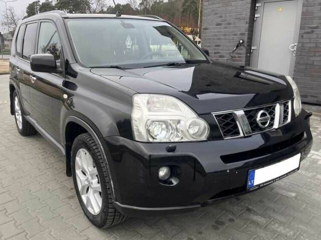 Чорний Ніссан ІксТрейл, об'ємом двигуна 2 л та пробігом 200 тис. км за 3316 $, фото 1 на Automoto.ua