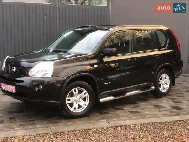 Чорний Ніссан ІксТрейл, об'ємом двигуна 2 л та пробігом 223 тис. км за 8999 $, фото 23 на Automoto.ua