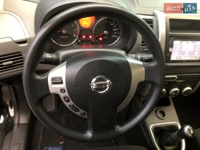 Чорний Ніссан ІксТрейл, об'ємом двигуна 2 л та пробігом 223 тис. км за 8999 $, фото 31 на Automoto.ua