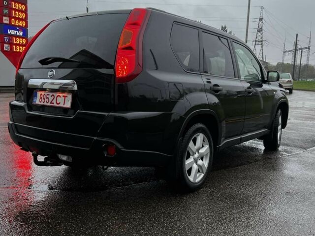 Чорний Ніссан ІксТрейл, об'ємом двигуна 2 л та пробігом 240 тис. км за 6500 $, фото 7 на Automoto.ua