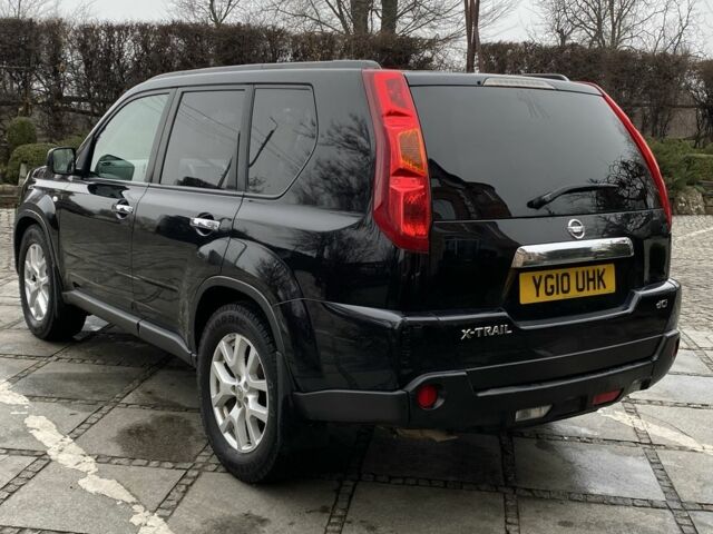 Чорний Ніссан ІксТрейл, об'ємом двигуна 2 л та пробігом 162 тис. км за 4950 $, фото 5 на Automoto.ua